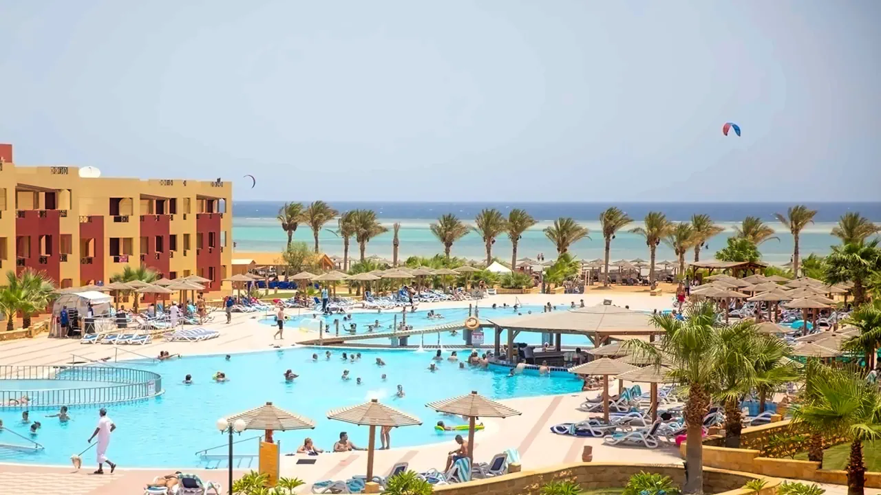 الفندق كازا ماري ريزورت - مرسى علم